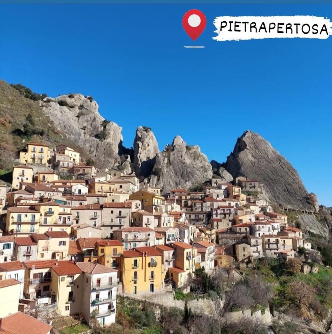 Dimora Helianthus Apartment Salandra Bagian luar foto